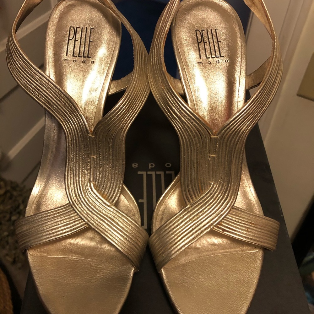 Pelle Moda platform sandals